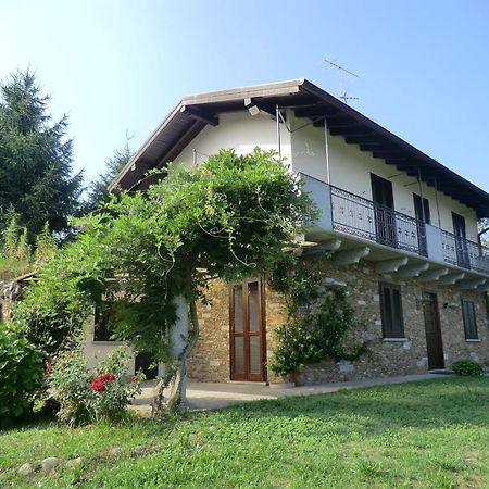 Casale Cadeloro Villa Nebbiuno Kültér fotó