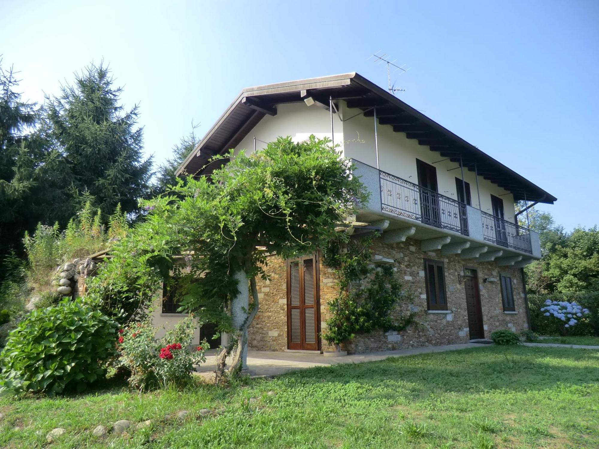 Casale Cadeloro Villa Nebbiuno Kültér fotó